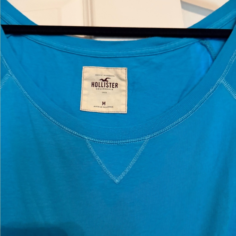 Hollister Women's Teal 3/4 Length Sleeve Top - Picture 2 of 3
